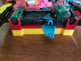 実際にミニ四駆を乗せてみる